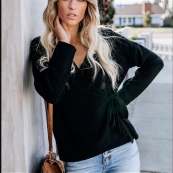 Vici | Sweaters | Vici Marjorie Wrap 